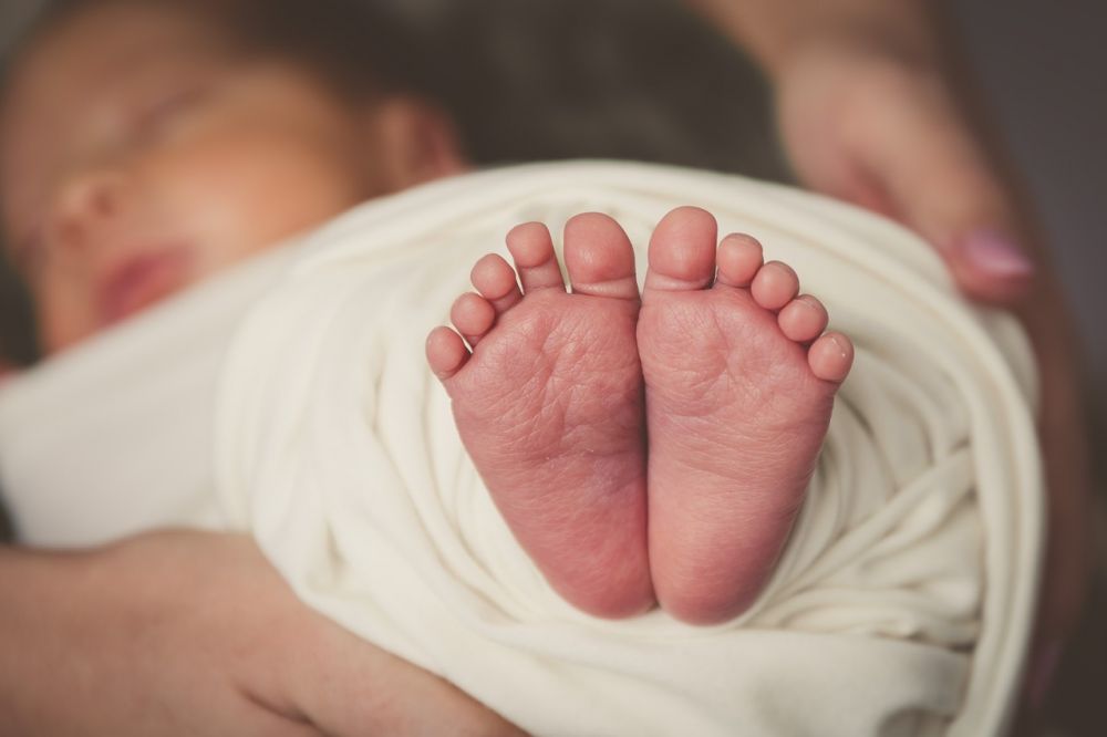 Bayi di Makassar Meninggal Tertindih Badan Ibu saat Menyusu