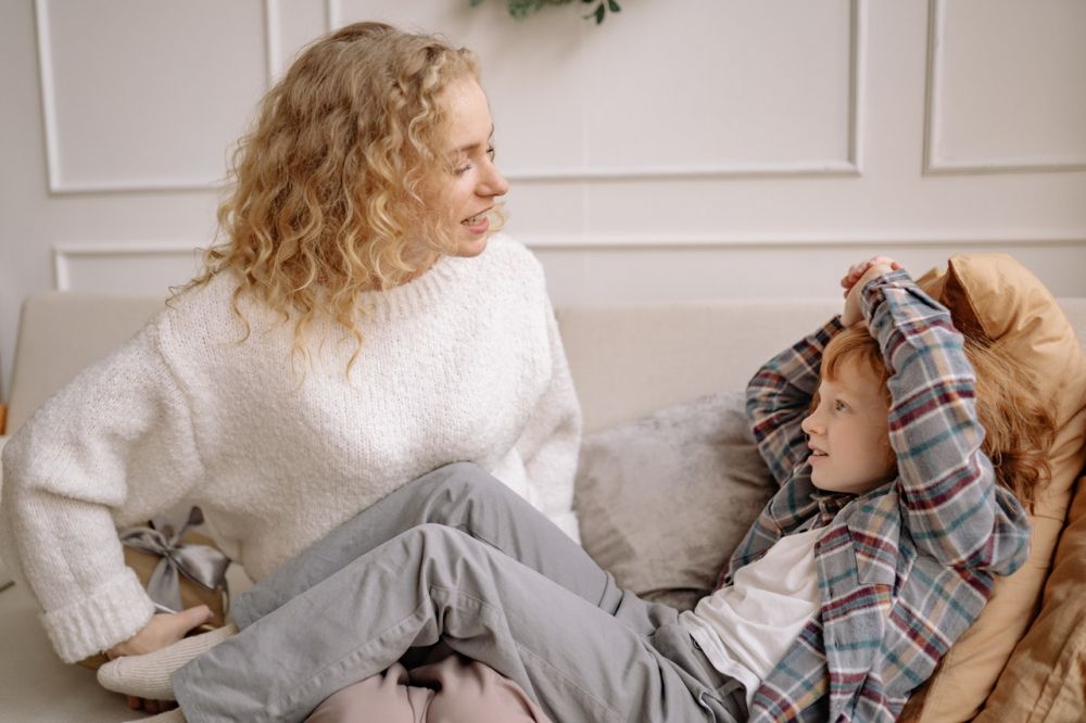 7 Tindakan Kecil Ini Bisa Bikin Anak Menjauh dari Orangtua
