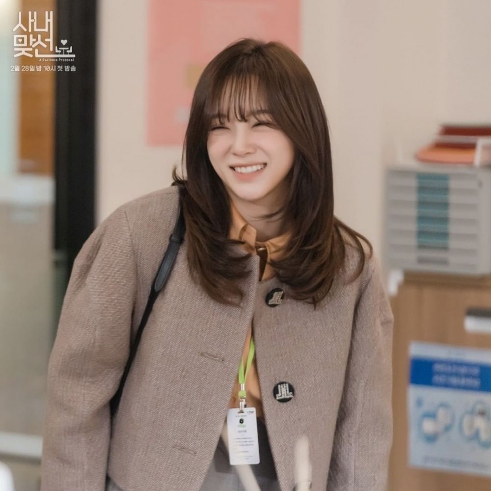 10 Facts about Kim Sejeong's Multiple Roles in A Business Proposal