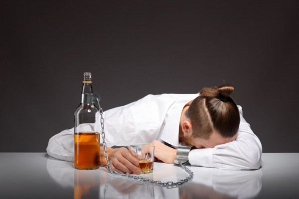 Delirium Tremens: Penyebab, Diagnosis, Pengobatan dan Pencegahan