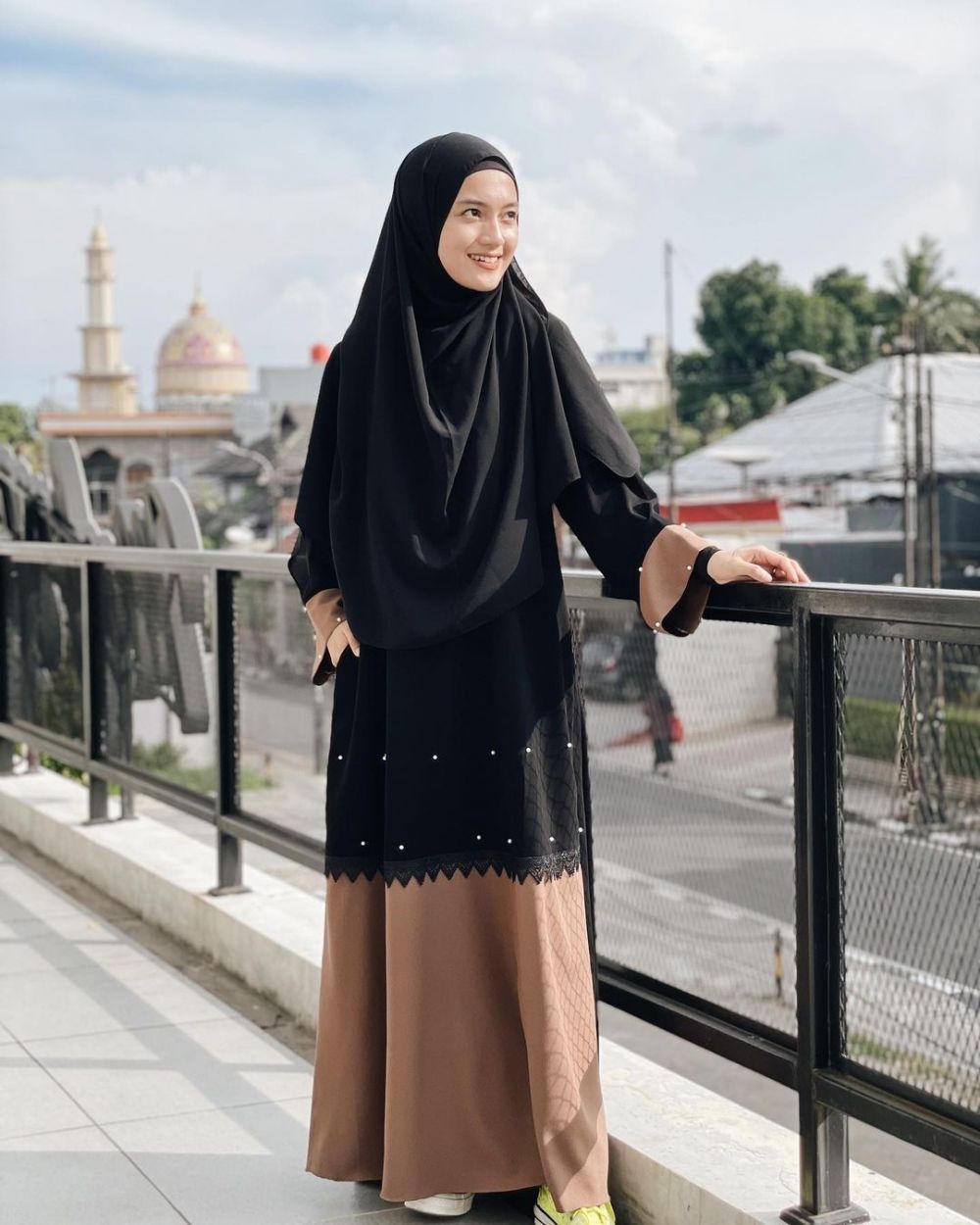 10 Inspirasi Busana Muslim Syar'i Jihan Salsabila, Padu Padan Elegan