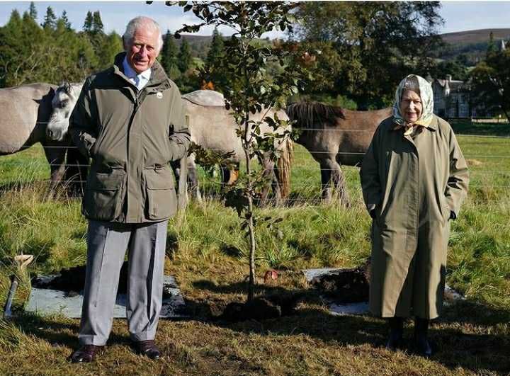 Happy Birthday Queen Elizabeth II yang ke 96 Tahun! 