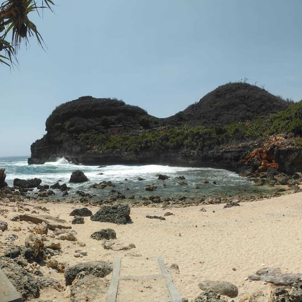 10 Pesona Pantai Sembukan, Surga Tersembunyi di Kabupaten Wonogiri