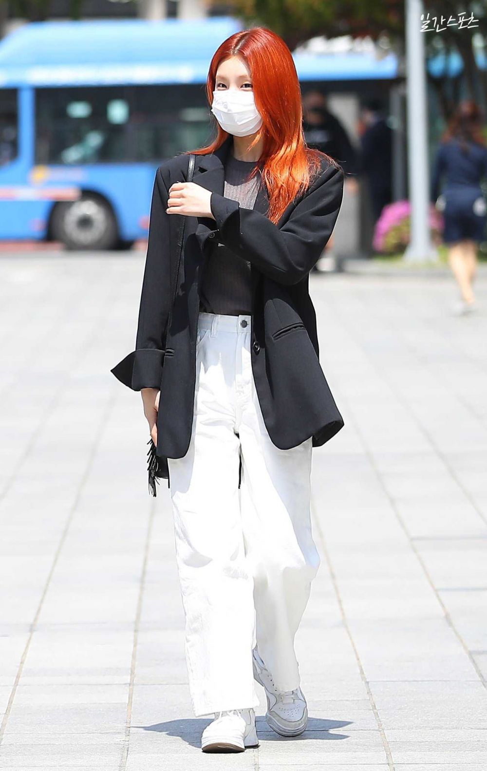 10 Inspirasi Style Outfit ala Yeji ITZY yang Super Chic, Korean Banget