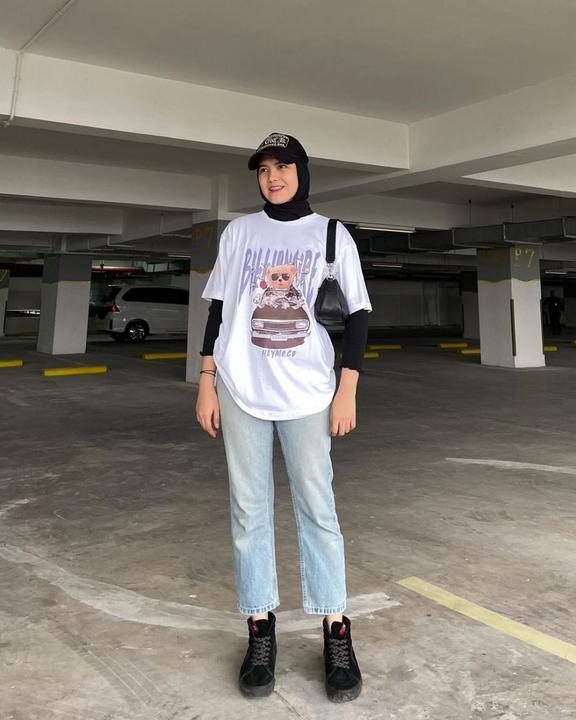 10 Inspirasi Ootd Padu Padan Celana Jeans Untuk Buka Bersama 7736