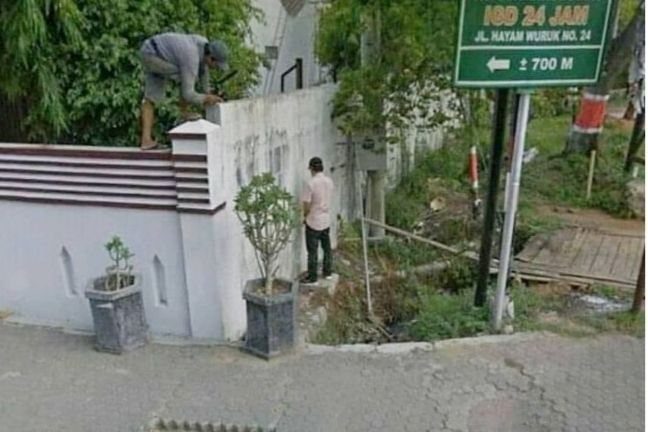 Momen Tak Terduga Di Tempat Umum Ini Kocak, Tapi Bikin Kaget