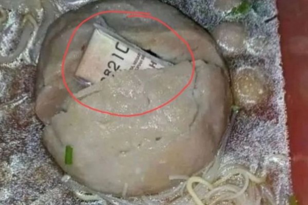 10 Benda Tak Terduga Dalam Makanan Ini Bikin Senyum