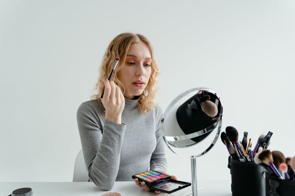 Rahasia Foundation yang Tepat Bagi Wajah Agar Makeup Gak Crack