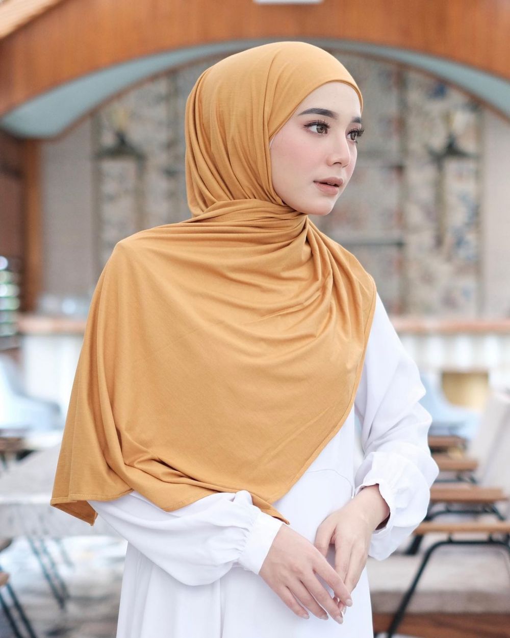 10 Jenis Kain Hijab, Bahan Dan Karakteristiknya Beda-beda