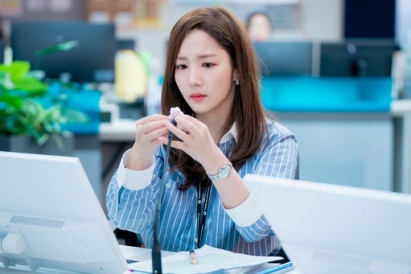 10 Karakter Perempuan Karier Profesional di Drama Korea, Panutan!