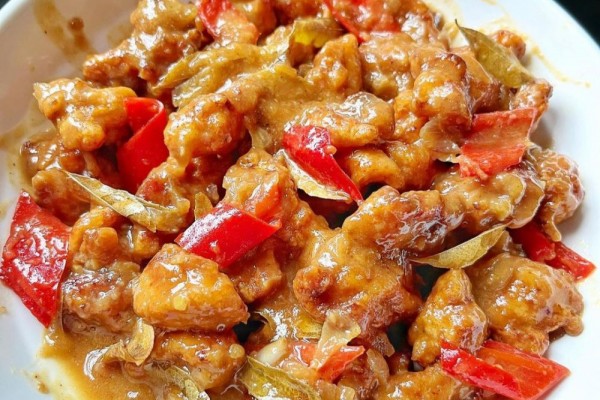 Resep Ayam Goreng Saus Telur Asin, Begini Cara Praktisnya!