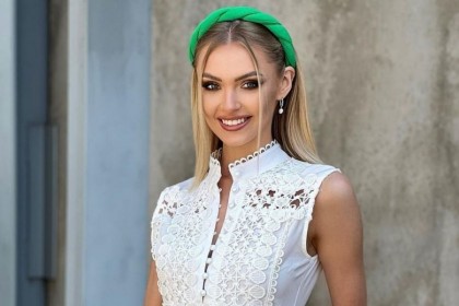 9 Potret Kristyna Malirova, Miss Supranational Republik Ceko 2022