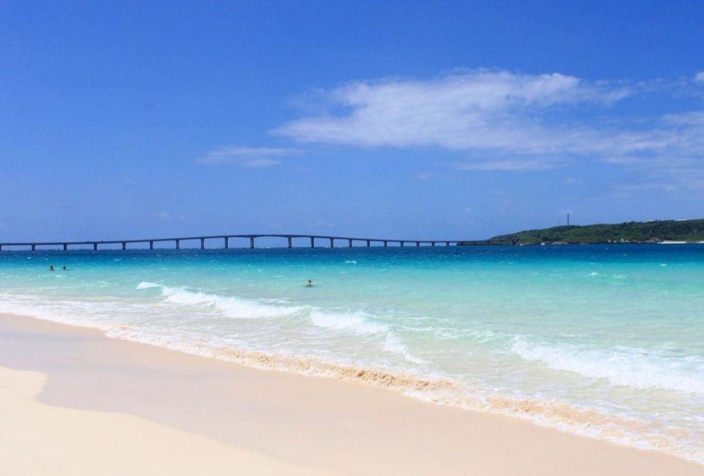 5 Pantai Menawan di Jepang, Tertarik Healing ke Sana?