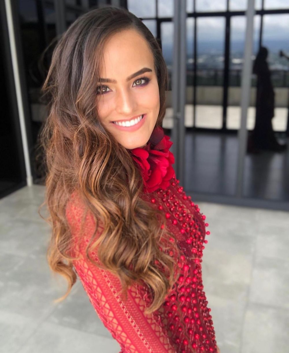 Potret Natalia González Miss Supranational Kosta Rika 2022