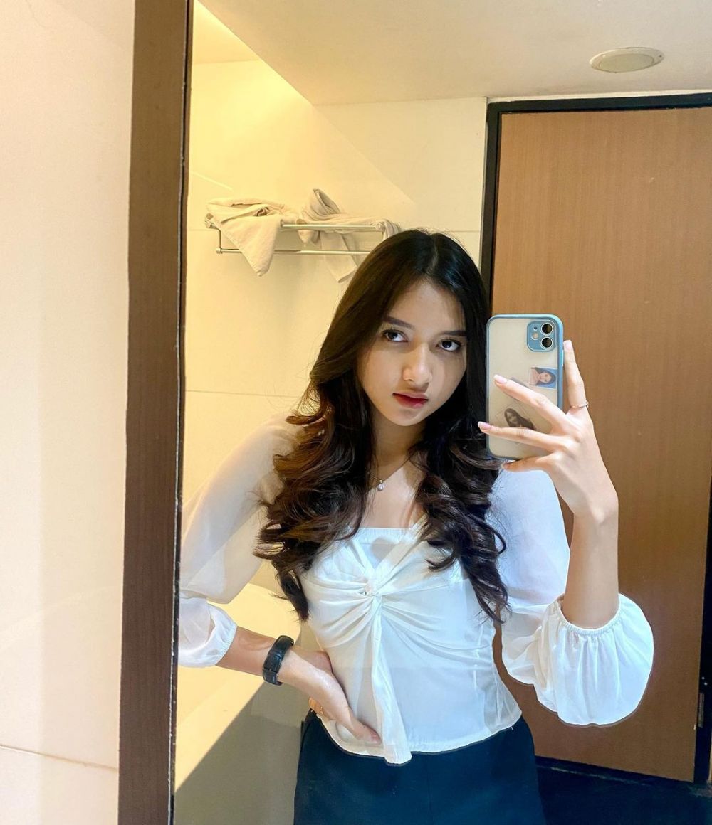 10 Potret Yuriska Patricia, Pesinetron Kekasih Kiki Farrel
