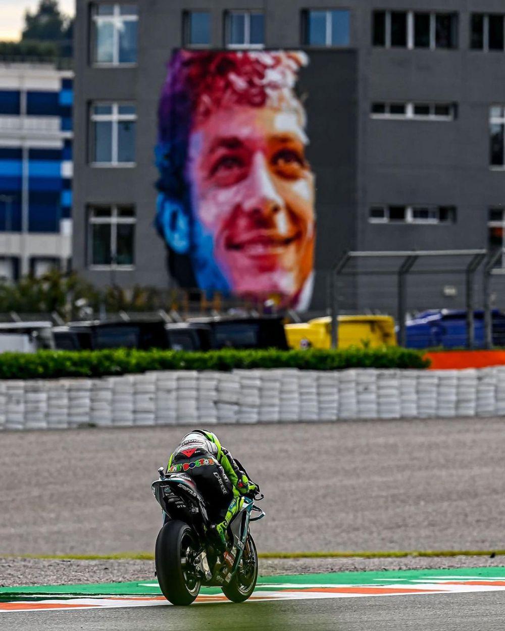 Nomor Valentino Rossi Dipensiunkan, Ini Maknanya bagi Rider