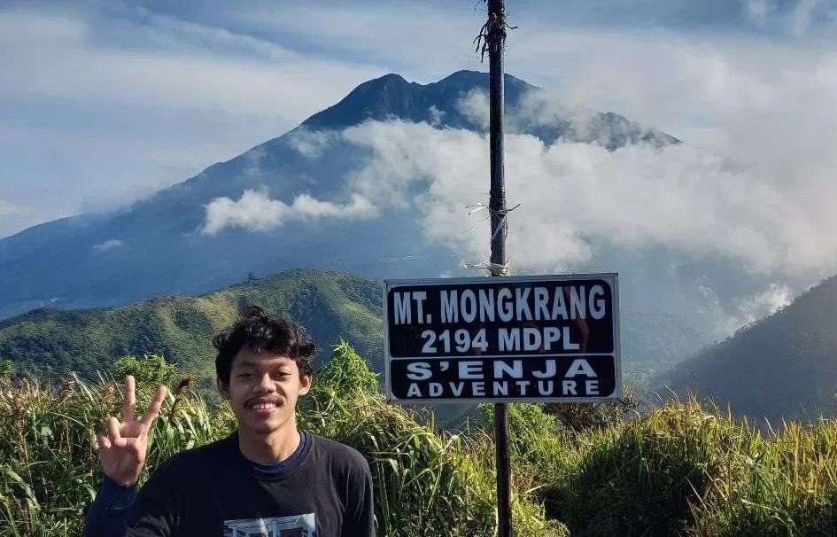 Potret Bukit Mongkrang Di Karanganyar, View Alamnya Menawan!