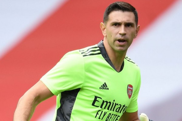 5 Kiper Argentina yang Pernah Merumput di English Premier League
