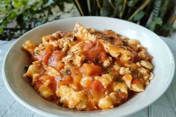 Resep Tumis Telur Tomat yang Enak dan Super Praktis, Wajib Coba!