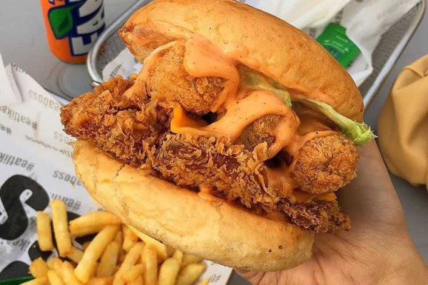10 Makanan Pendamping Burger Paling Nikmat, Suka yang Mana?