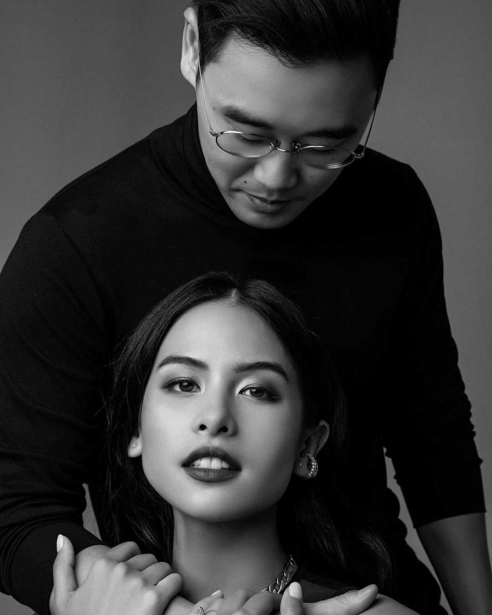 9 Foto Maudy Ayunda Dan Suami Yang Berdarah Korea