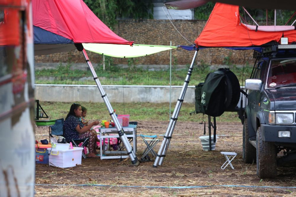 Sensasi Wisata ke Banyuwangi Sambil Nginap di Mobil Camper Van