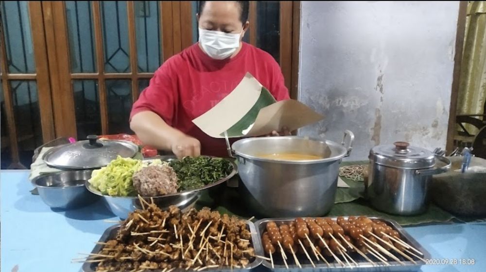 5 Rekomendasi Warung Nasi Pecel Pincuk di Nganjuk, Mulai Rp5 Ribuan