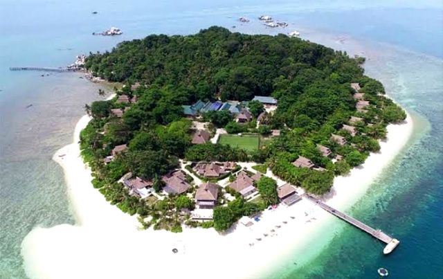 5 Pulau Kecil di Indonesia dengan Panorama Memikat, Eksotis!