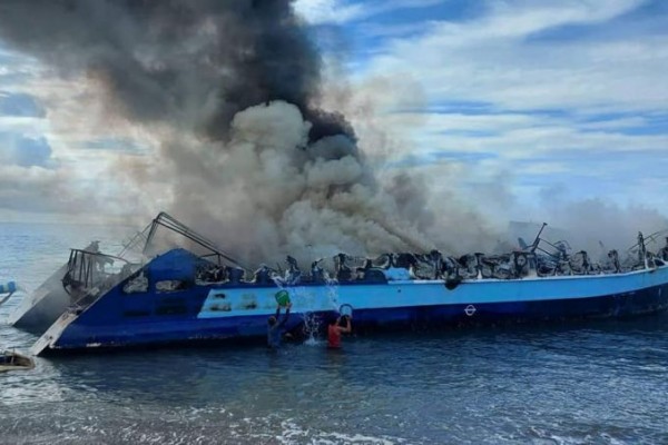Kapal Feri di Filipina Terbakar: 7 Orang Tewas, 23 Lainnya Terluka