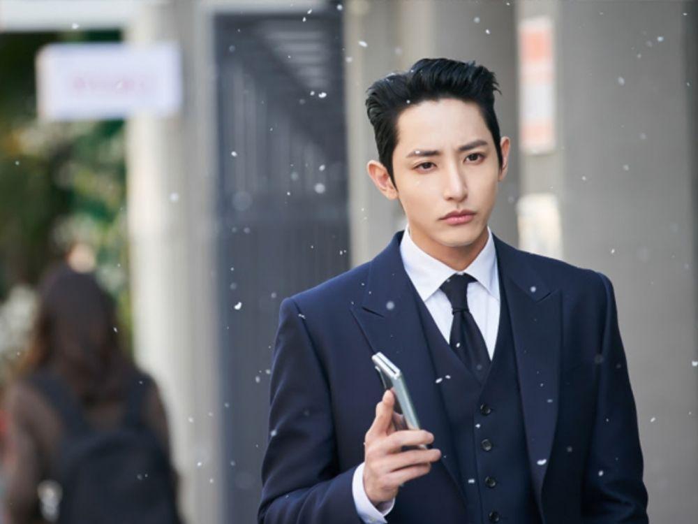 Transformasi Lee Soo Hyuk dari Debut hingga Kini