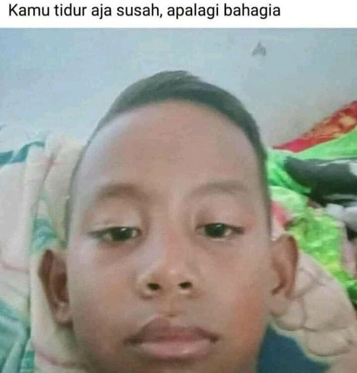 10 Status Facebook Bijak dari Bocil Ini Gagal Memotivasi