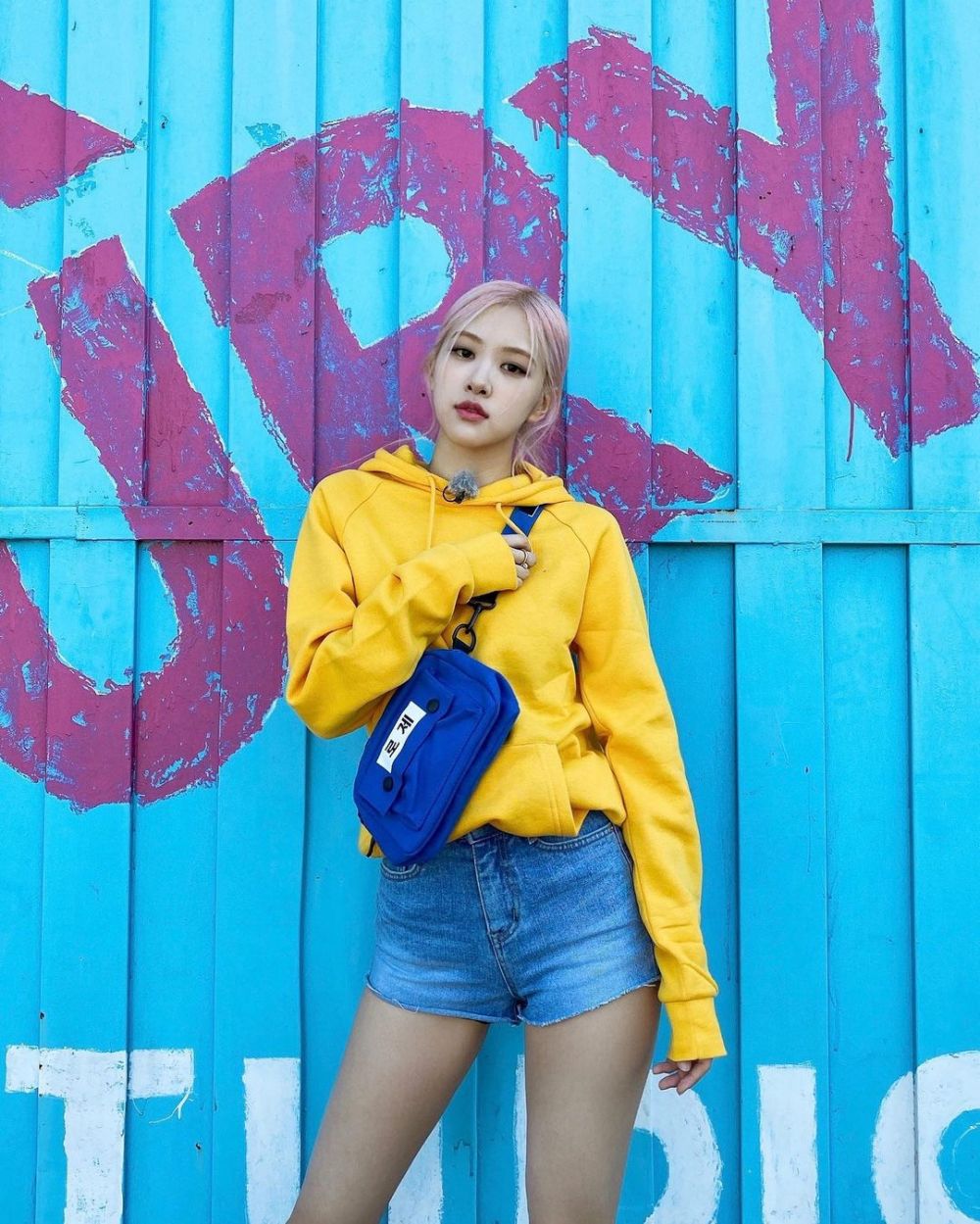 10 Summer Outfit ala Idol Kpop Cewek Hits yang Chic dan Fresh!