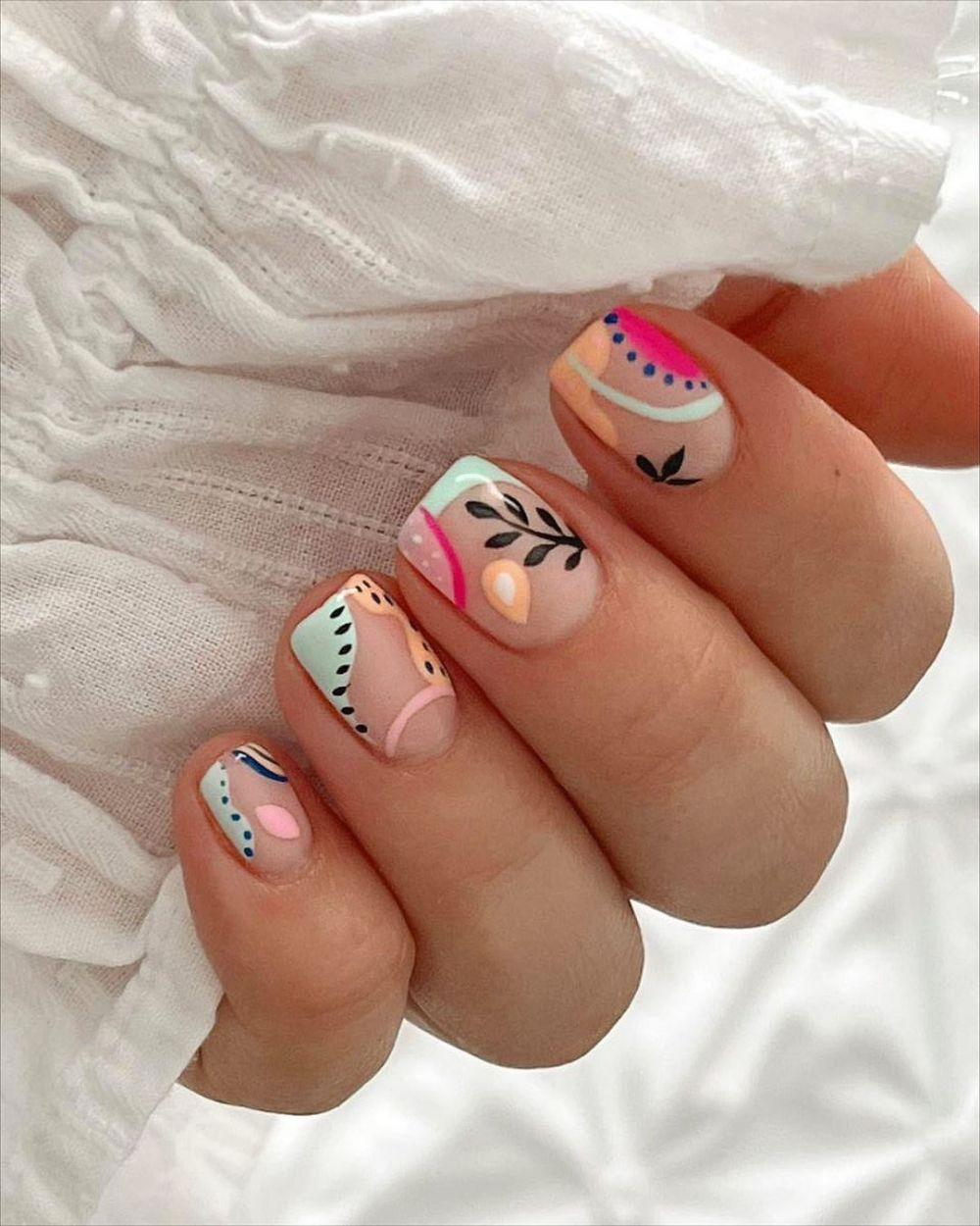 25 Inspirasi Summer Nail Art 2022 dengan Desain Unik dan Cute Abis!