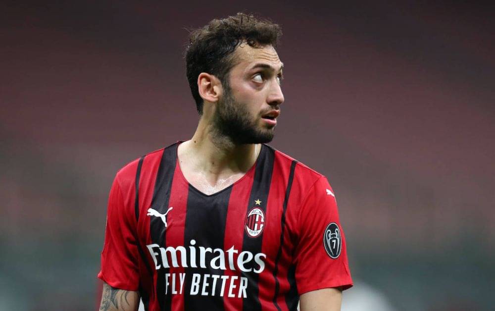 5 Pemain Yang Didatangkan AC Milan Bersama Hakan Calhanoglu