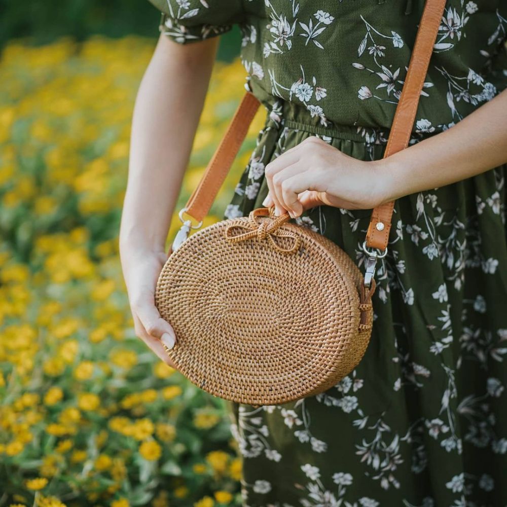 9 Inspirasi Tas Pantai yang Catchy dan Stylist