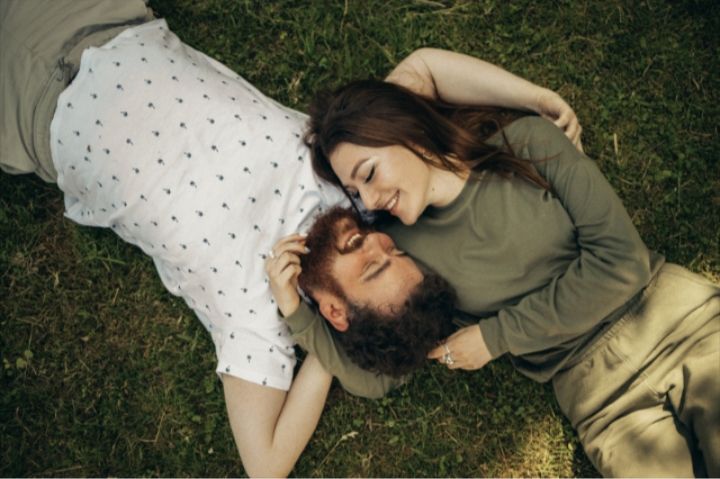 8 Tips Melakukan Posisi Seks Tatap Muka Anti Canggung dengan Pasangan