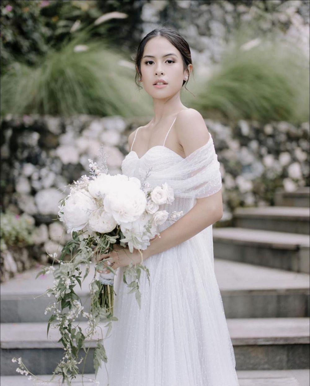 Maudy Ayunda's Wedding Dress: A Timeless Elegance that Transcends Trends