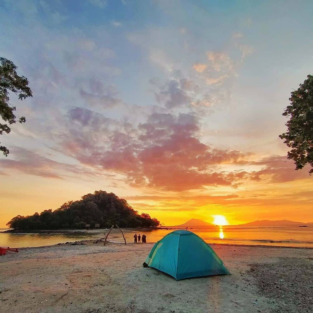 10 Potret Pulau Mengkudu Lampung yang Punya Pasir Timbul 