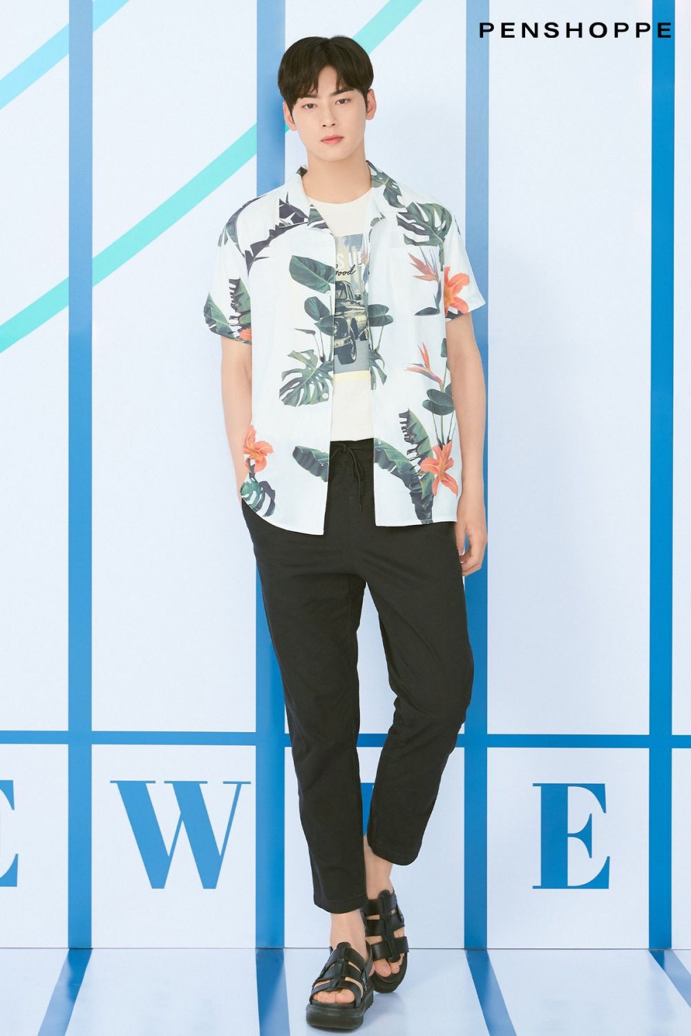 12 Inspirasi Padu Padan Outfit Cha Eunwoo yang Stylish dan Trendi