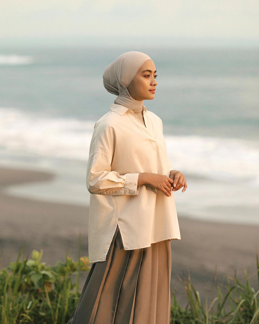 10 Ide OOTD Semi-Formal Hijab ala Ayudia Bing Slamet