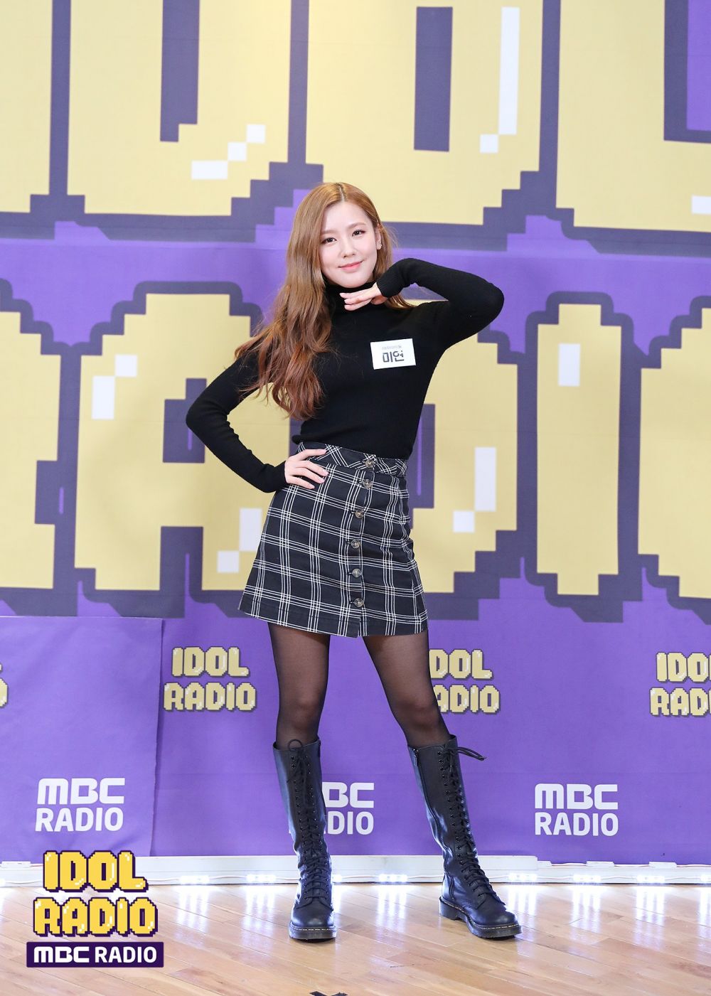 15 Inspirasi Korean Style dengan Ragam Mini Skirt ala Miyeon (G)I-DLE
