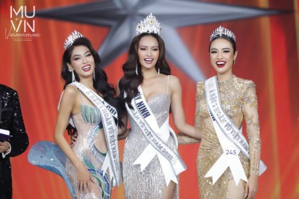 9 Potret Ngoc Chau Miss Universe Vietnam 2022, Anggun Memesona!