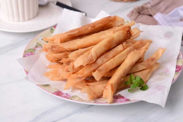 6 Resep Camilan Dari Kulit Lumpia, Memikat Dan Tentu Enak!