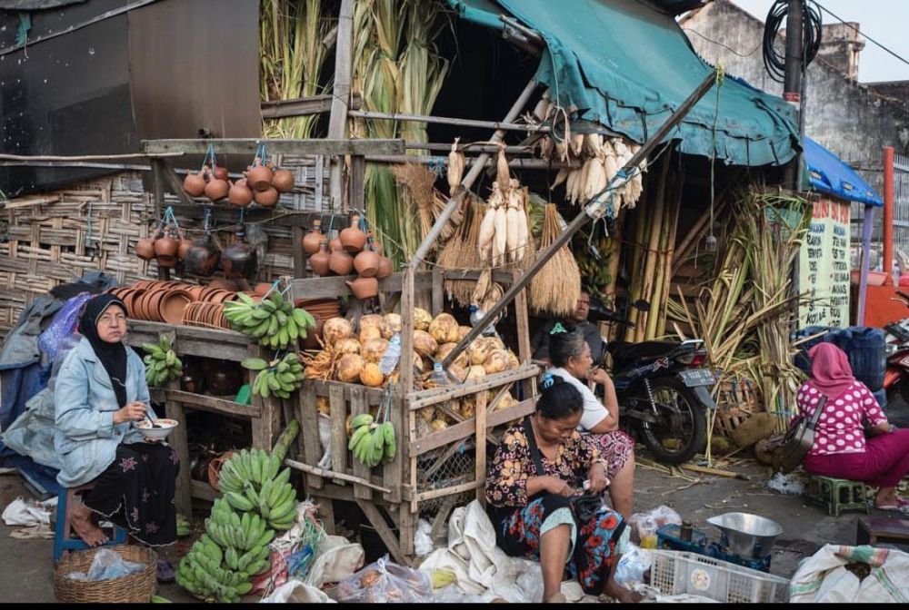 Sesekali Blusukan, 5 Pasar Tradisional di Surabaya Ini Layak Didatangi