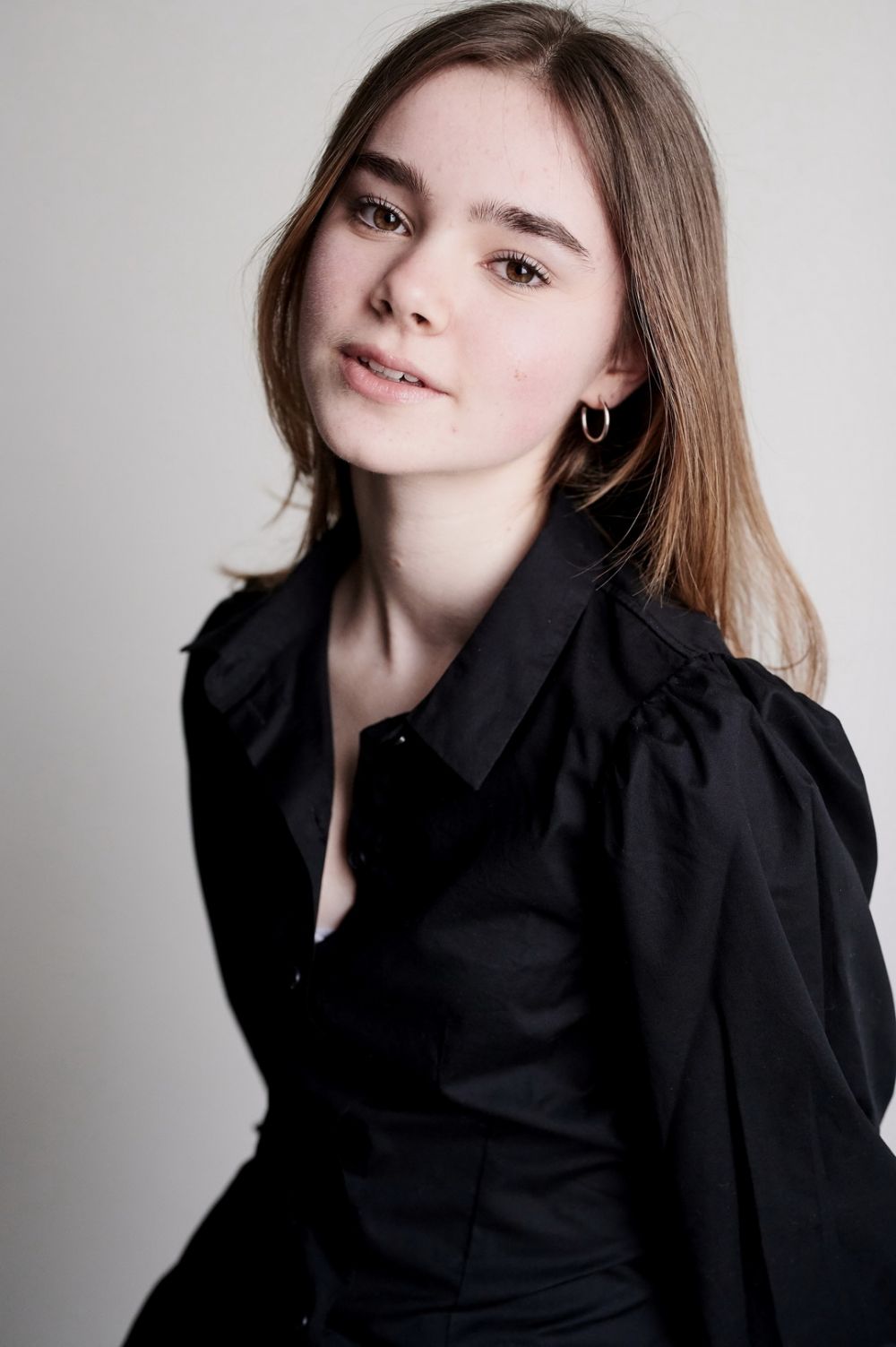 10 Pesona Isabella Sermon, Bintang Jurassic World