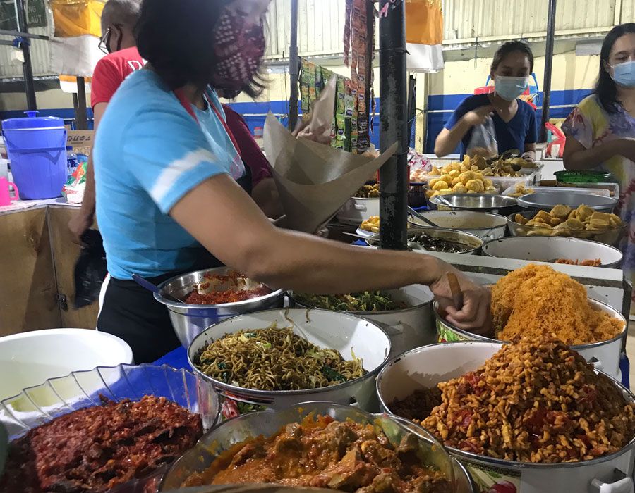 6 Rekomendasi Tempat Makan Nasi Kuning di Denpasar