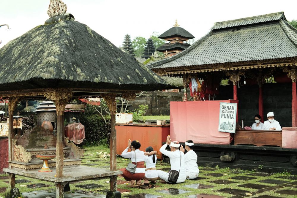 Bedanya Hari Raya Kuningan dan Galungan di Bali