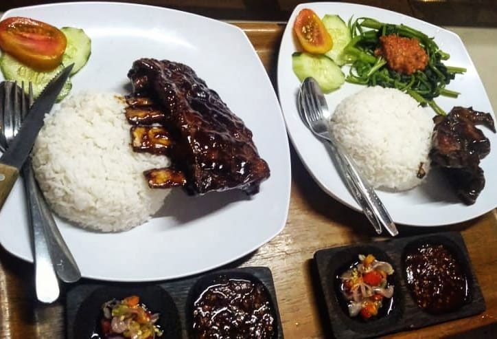 6 Rekomendasi Tempat Makan Pork Ribs di Denpasar