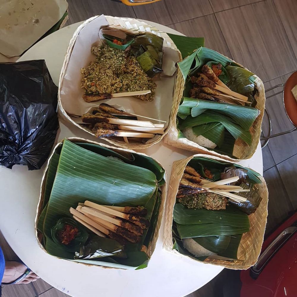 5 Tradisi Bali Berkaitan Makanan yang Dilestarikan