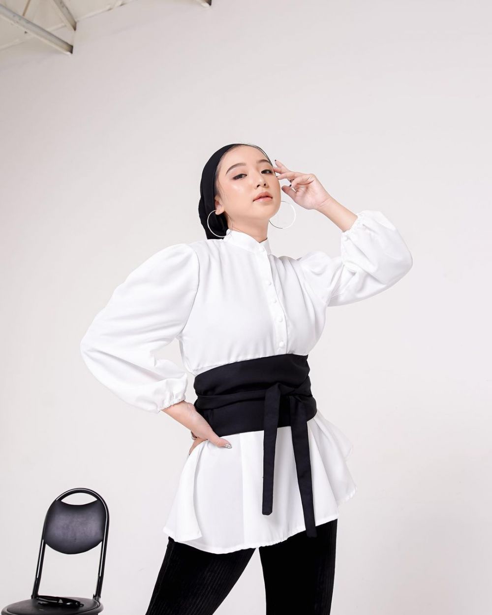12 Tren Fashion Hijab yang Tengah Populer di 2022, Sudah Punya? 